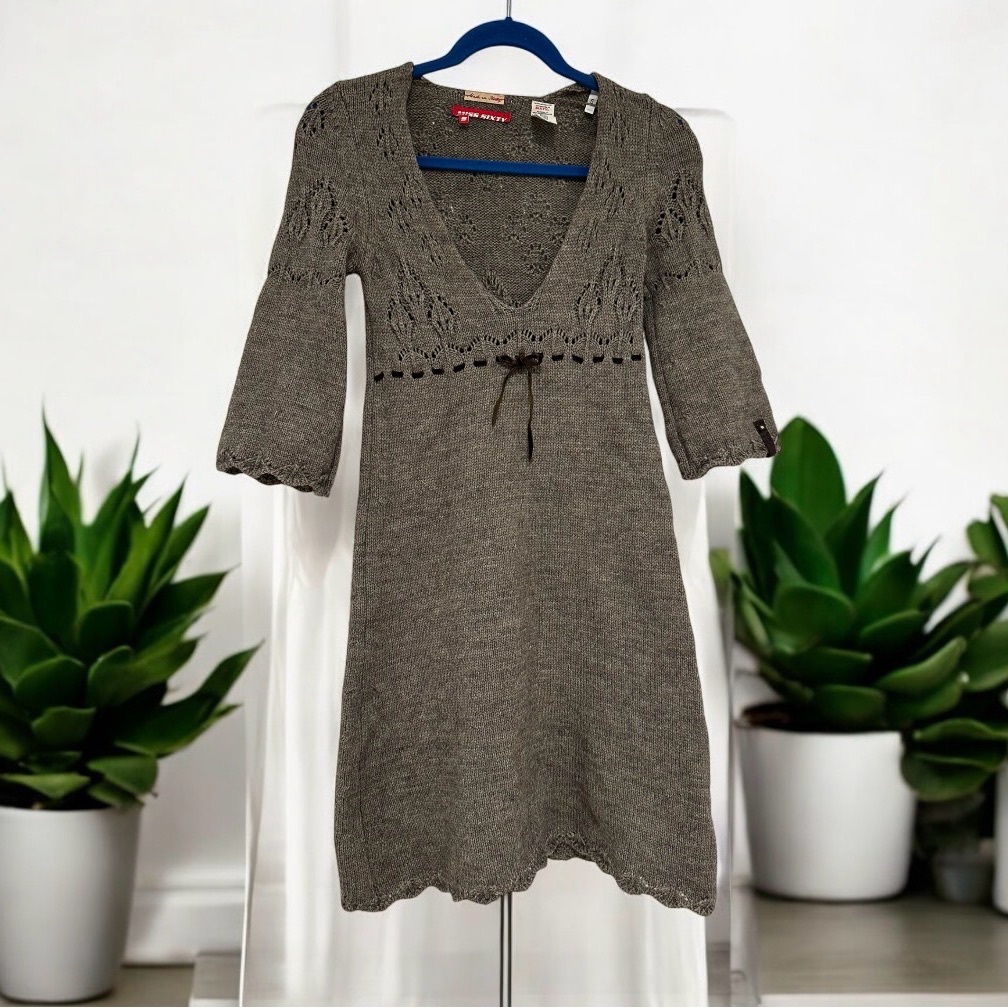Miss Sixty Tan Vintage VNeck Sweater Dress Size S Wool Embroidered Lace Detail